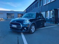 Schwarz Gebraucht 2015 Mini ONE Kleinwagen | 9.499 € (Etwas zu teuer)