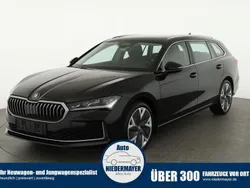 Schwarz Gebraucht 2024 Skoda Superb Selection Kombi | 40.995 € (Superpreis)