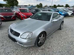 Silber Gebraucht 1997 Mercedes SLK230 AMG Cabrio | 2.800 €
