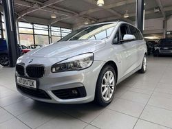 Glaciersilber metallic Gebraucht 2017 BMW 220 Gran Tourer Sport Line Van / Kleinbus | 10.450 € (Teuer)