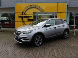 Kontrast grau/quarz silber (metallic) Gebraucht 2021 Opel Grandland X Elegance SUV | 23.500 € (Etwas zu teuer)