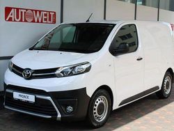 Schaumweiß Gebraucht 2022 Toyota Proace Plus Van | 16.990 € (Fairer Preis)