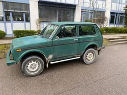 Grün Gebraucht 2005 Lada niva SUV | 1.100 € (Guter Preis)