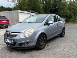 Silber Gebraucht 2007 Opel Corsa Limousine | 1.250 € (Guter Preis)