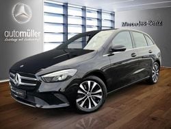 Schwarz Gebraucht 2022 Mercedes B250e Style Van / Kleinbus | 21.970 € (Superpreis)