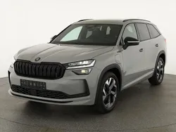 Stahl grau Neu 2025 Skoda Kodiaq SportLine SUV | 49.445 € (Fairer Preis)