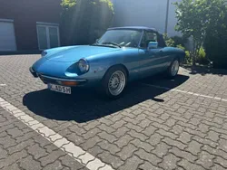 Blau Gebraucht 1982 Alfa Romeo Spider Cabrio | 22.999 €