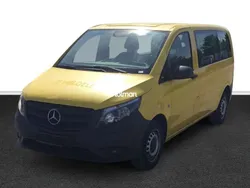 Gelb Gebraucht 2016 Mercedes Vito Van / Kleinbus | 7.940 € (Guter Preis)