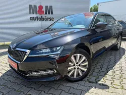 Cerna magic/black magic Gebraucht 2020 Skoda Superb Style Limousine | 25.900 € (Fairer Preis)