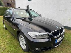 Schwarz Gebraucht 2010 BMW 318 Kombi | 4.600 € (Guter Preis)