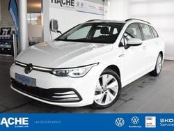 Pure white (weiß) Gebraucht 2022 VW Golf VIII Style Kombi | 21.449 € (Fairer Preis)