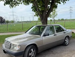 Beige Gebraucht 1991 Mercedes 190 Limousine | 5.299 €