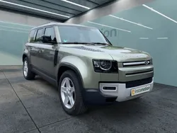 Grün Gebraucht 2023 Land Rover Defender SE SUV | 65.987 € (Teuer)