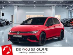 Tornadorot / schwarz uni Neu 2025 VW Golf VIII Edition Limousine | 54.290 € (Teuer)