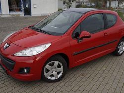 Rot Gebraucht 2011 Peugeot 207 Urban Move Kleinwagen | 3.499 € (Fairer Preis)
