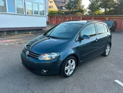 Blau Gebraucht 2010 VW Golf Plus Cross Van / Kleinbus | 5.500 € (Etwas zu teuer)
