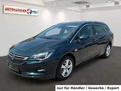 Grün Gebraucht 2016 Opel Astra Kombi | 7.499 € (Superpreis)