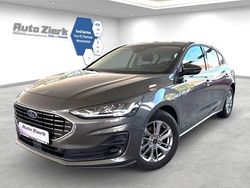 Metallic) (grau Gebraucht 2023 Ford Focus Style Limousine | 19.290 € (Superpreis)