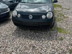 Schwarz Gebraucht 2003 VW Polo Limousine | 650 € (Superpreis)
