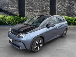 Jet black + atlantis grey Gebraucht 2023 BYD Dolphin Design Kleinwagen | 22.490 € (Guter Preis)