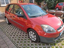 Orange Gebraucht 2005 Ford Fiesta Kleinwagen | 1.600 € (Fairer Preis)
