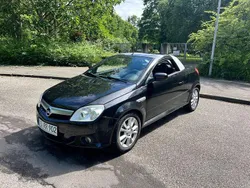 Schwarz Gebraucht 2006 Opel Tigra Cabrio | 3.100 € (Teuer)