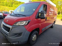Rot Gebraucht 2016 Peugeot Boxer Comfort Van | 8.100 € (Superpreis)