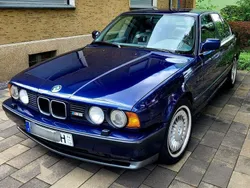 Blau Gebraucht 1991 BMW M5 Limousine | 50.000 €