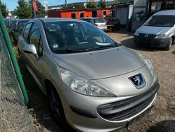 Silber Gebraucht 2007 Peugeot 207 Limousine | 2.400 € (Guter Preis)