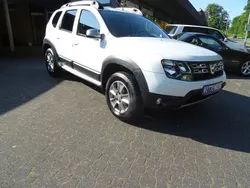 Weiß Gebraucht 2017 Dacia Duster Lauréate SUV | 9.990 € (Guter Preis)