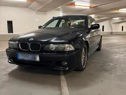 Schwarz Gebraucht 2000 BMW 520 M Sport Limousine | 4.400 € (Teuer)