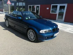 Blau Gebraucht 2000 BMW 323 Cabriolet Sport Line Cabrio | 12.100 € (Etwas zu teuer)