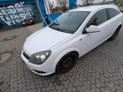 Weiß Gebraucht 2009 Opel Astra GTC Coupé | 2.500 € (Guter Preis)