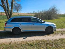 Silber Gebraucht 2009 Toyota Avensis Kombi | 1.450 € (Superpreis)