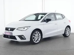 Weiss Gebraucht 2022 Seat Ibiza FR Kleinwagen | 16.277 € (Fairer Preis)