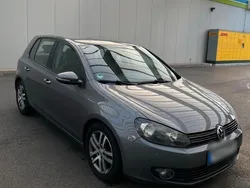 Grau Gebraucht 2009 VW Golf VI Kleinwagen | 3.000 € (Guter Preis)