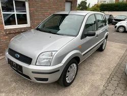 Silber Gebraucht 2004 Ford Fusion Viva Limousine | 2.990 € (Etwas zu teuer)