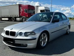 Schwarz Gebraucht 2002 BMW 320 Limousine | 2.600 € (Fairer Preis)