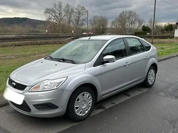 Silber Gebraucht 2009 Ford Focus Limousine | 4.300 € (Fairer Preis)