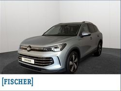Silber Neu 2025 VW Tiguan Elegance SUV | 47.313 € (Etwas zu teuer)