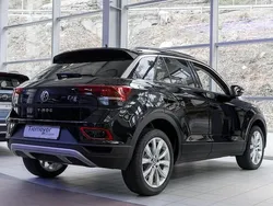 Schwarz Gebraucht 2024 VW T-Roc Move SUV | 30.440 € (Fairer Preis)