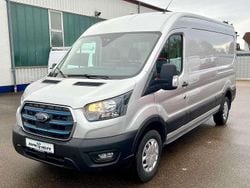 Polarsilber metallic Gebraucht 2023 Ford E-Transit Trend Van | 29.950 € (Superpreis)