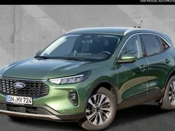 Grün Gebraucht 2024 Ford Kuga Titanium SUV | 27.940 € (Fairer Preis)