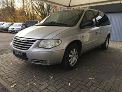 Silber Gebraucht 2008 Chrysler Grand Voyager Limited Van / Kleinbus | 2.480 €