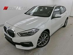 Alpinweiss iii Gebraucht 2024 BMW 120 Kleinwagen | 25.990 € (Guter Preis)