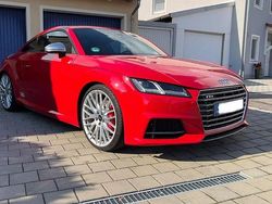 Rot Gebraucht 2016 Audi TTS Ambiente Coupé | 36.399 € (Fairer Preis)
