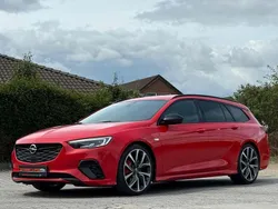Rot Gebraucht 2018 Opel Insignia OPC Kombi | 17.990 € (Fairer Preis)