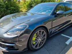 Grau Gebraucht 2019 Porsche Panamera 4 Sport Turismo Limousine | 75.000 € (Fairer Preis)