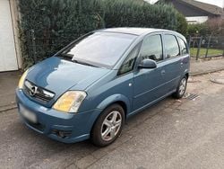 Blau Gebraucht 2006 Opel Meriva Van / Kleinbus | 2.500 € (Guter Preis)