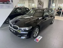 Schwarz ii Gebraucht 2021 BMW 330e Sport Line Kombi | 28.490 € (Guter Preis)